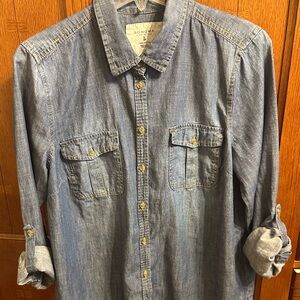 SONOMA Women’s Chambray Shirt Size Large
